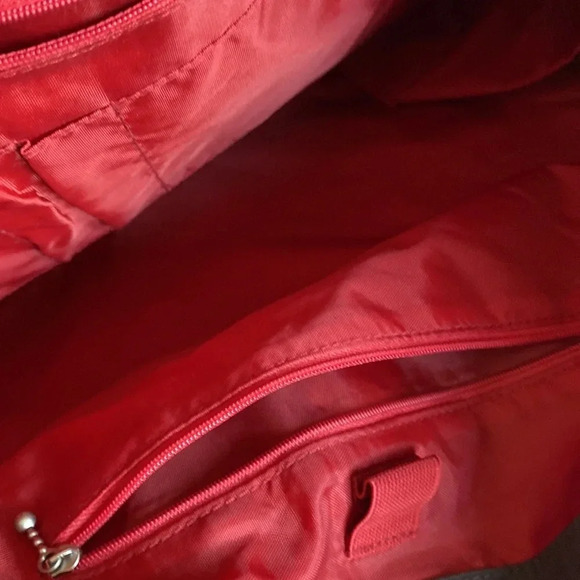 Baggallini brown lightweight shoulder bag - Picture 8 of 10